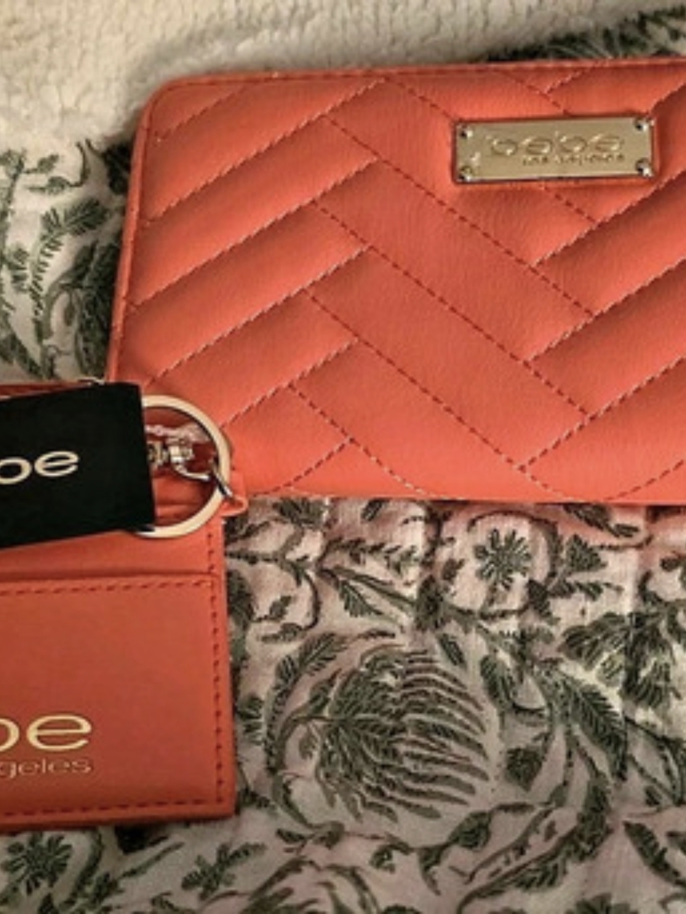 bebe Quilted Wristlet Wallet in Orange Like New - Picture 3 of 7